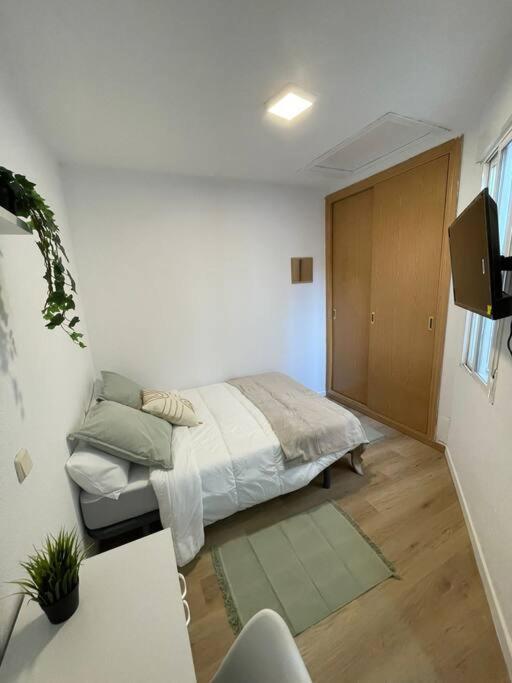 Juan Pantoja, Apartamento Para 2 En Metro Alvarado มาดริด ภายนอก รูปภาพ